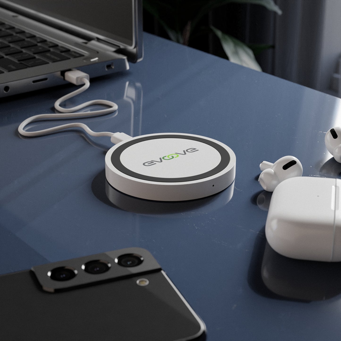 Quake Wireless Charging Pad - Evoove